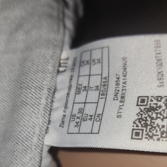Guess Gray Straight Jeans Modern Fit - Picture 13 of 13